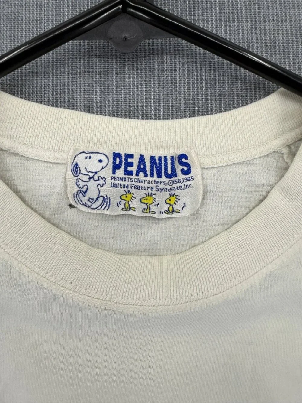 Vtg United Feature Syndicate Charlie Snoopy Peanuts Friendship T-Shirt Mens M